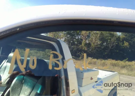 2001 Chevrolet Silverado 2500Hd z USA, uszkodzony, nr VIN 1GCHK24U31E241965